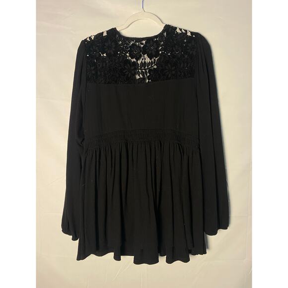 Torrid Black Floral Lace Babydoll Wrap Tunic Top V-neck Women's Plus Size 3XL - Picture 2 of 2